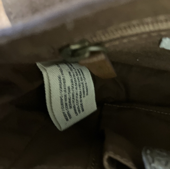 Bundle Lucky Brand crossbody cowgirl purse and Lucky Brand cuff silver bracelet - Picture 5 of 11